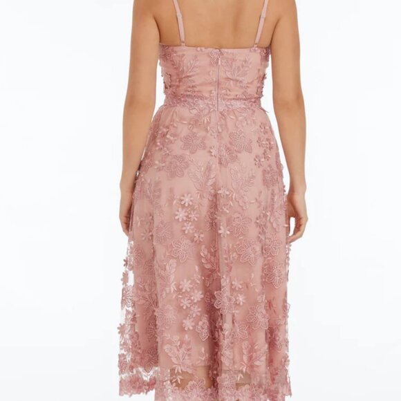 Dress the Population Tahani Floral Embroidered Fit & Flare Midi Dress - Blush/L - Picture 3 of 6